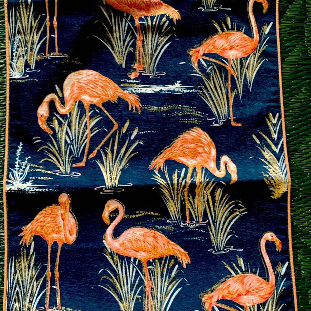 Gifts for Mom 🌸✨6F Navy Pink Gold Flamingo Table Runner